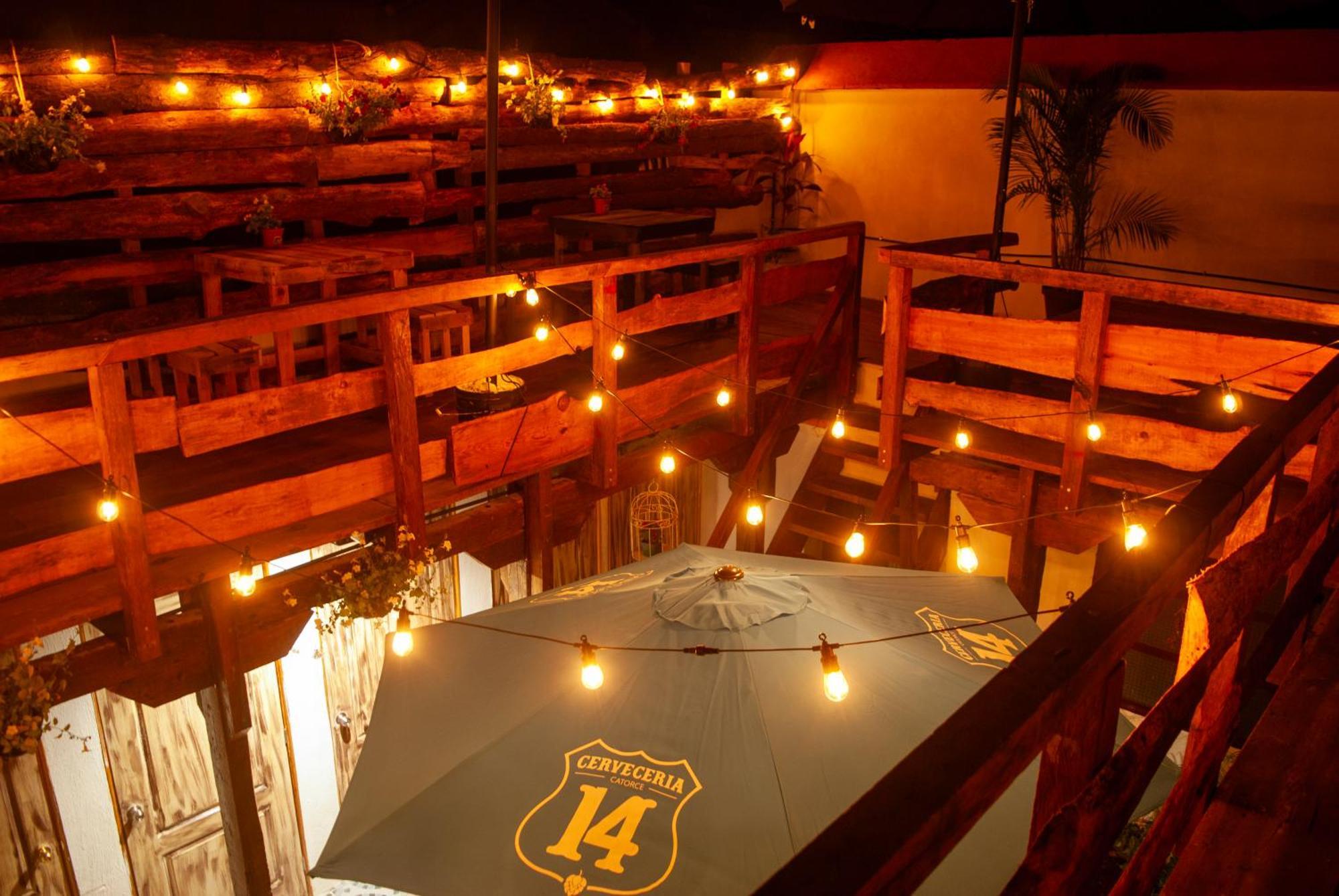 Kamazoztz Hostel And Travel Antigua Zewnętrze zdjęcie
