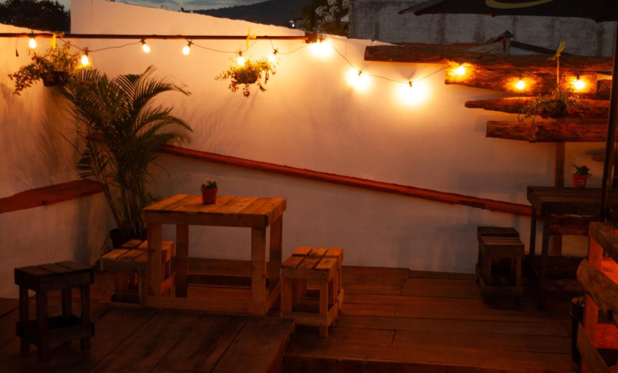 Kamazoztz Hostel And Travel Antigua Zewnętrze zdjęcie