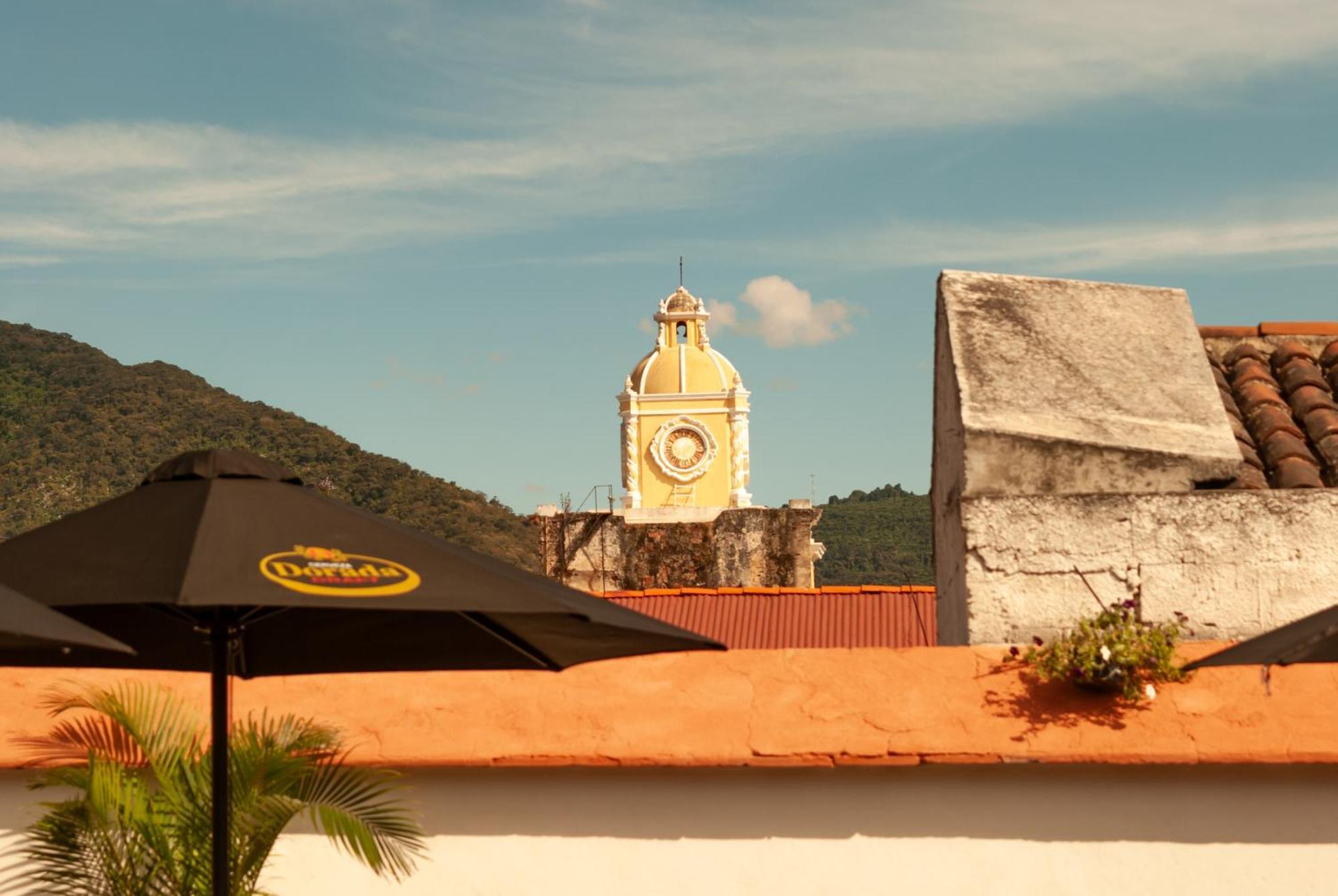 Kamazoztz Hostel And Travel Antigua Zewnętrze zdjęcie