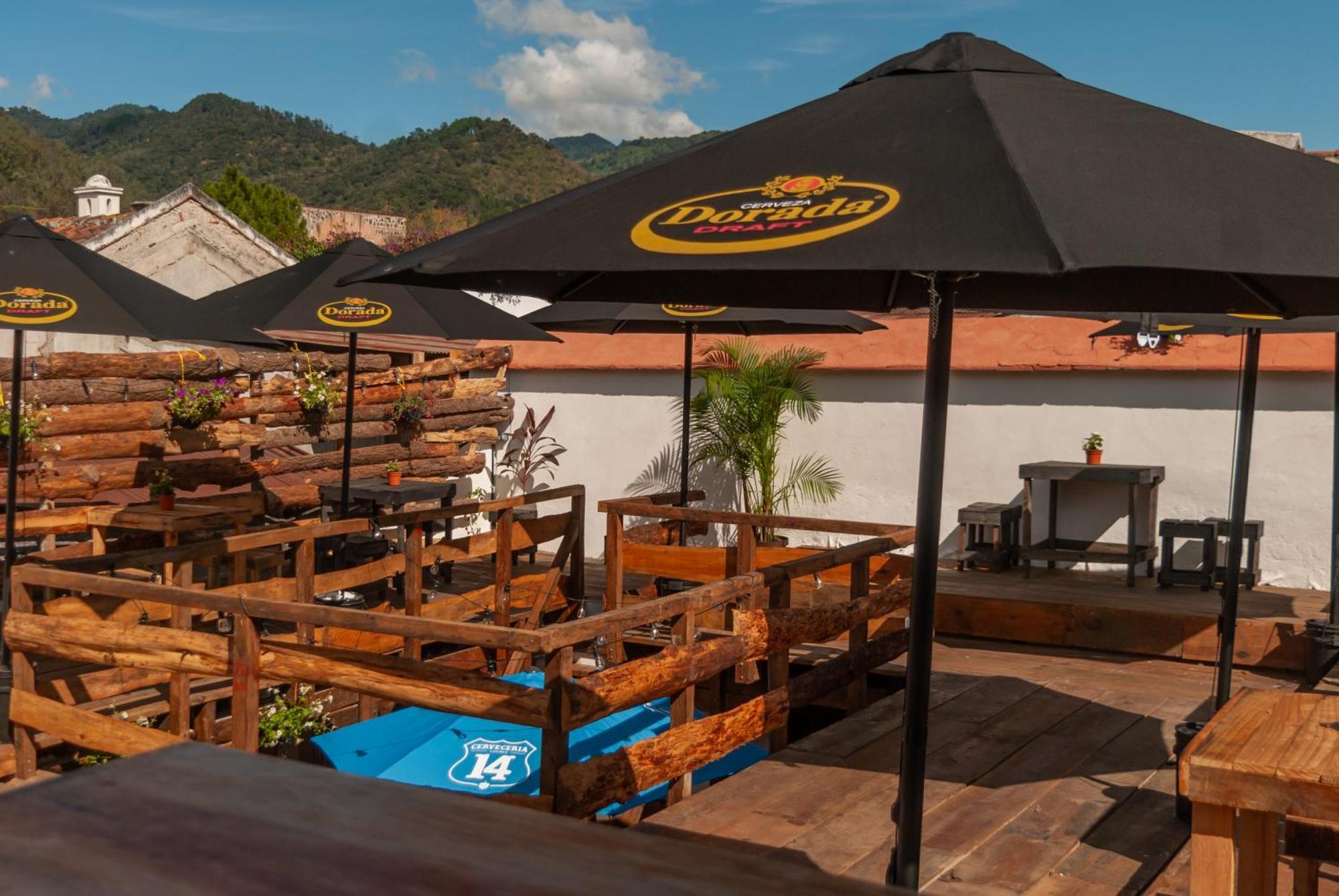 Kamazoztz Hostel And Travel Antigua Zewnętrze zdjęcie