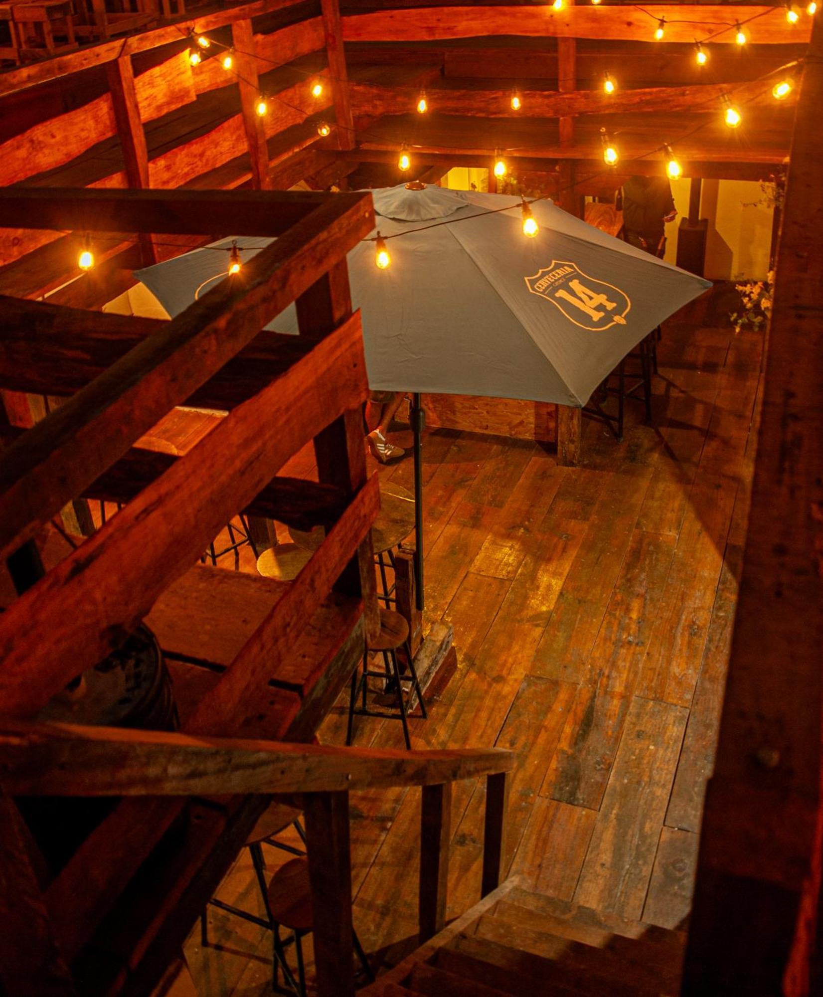Kamazoztz Hostel And Travel Antigua Zewnętrze zdjęcie